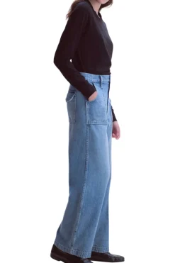 AMO Denim Diana Jeans in Outlander