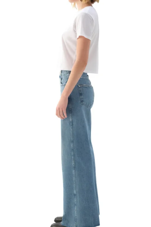 AMO Denim Frida Jean in Main Squeeze