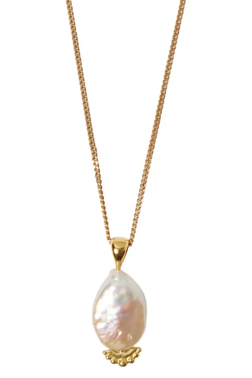 Chan Luu Jaya Pendant in White Pearl
