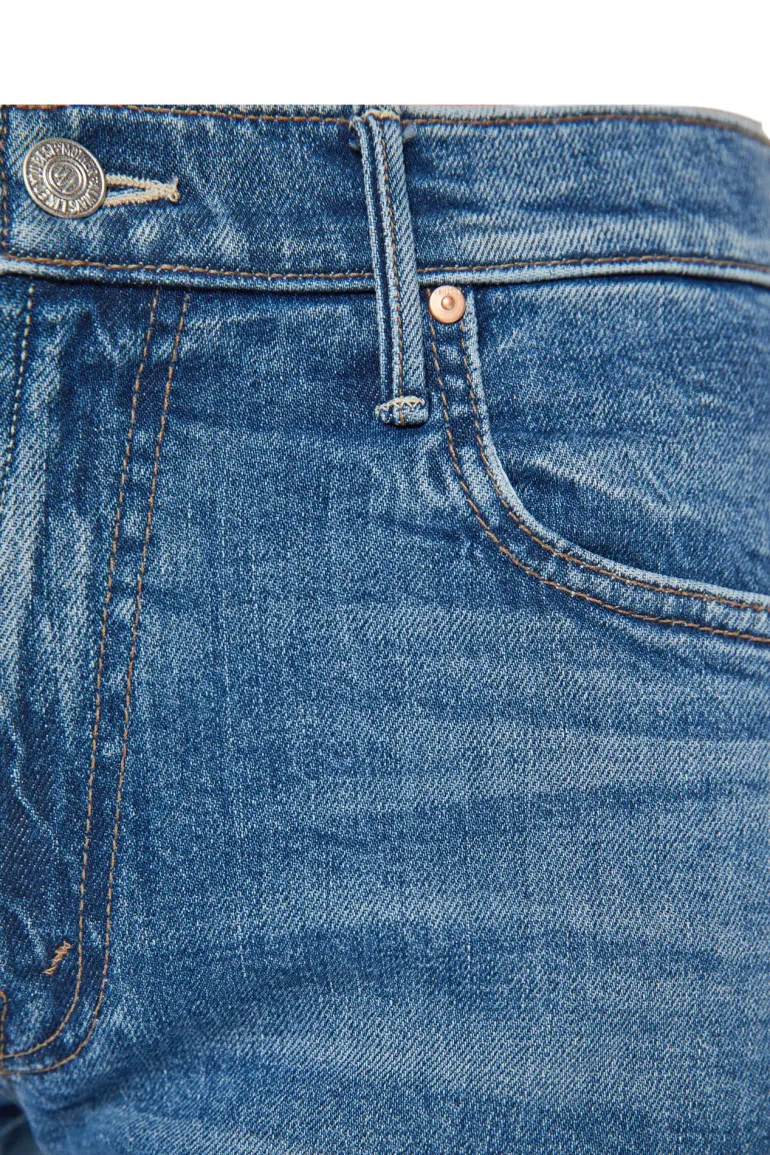 MOTHER Denim Mid Rise Maven in Toil and Trouble
