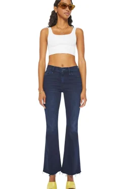 MOTHER Denim Weekender Fray in Chip on My Shoulder