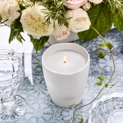 Nest Alfresco Deluxe Candle in White Tea & Rosemary
