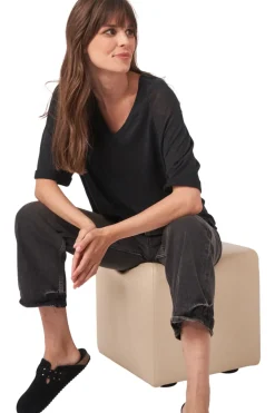 Repeat Cashmere Linen V-neck Sweater in Black