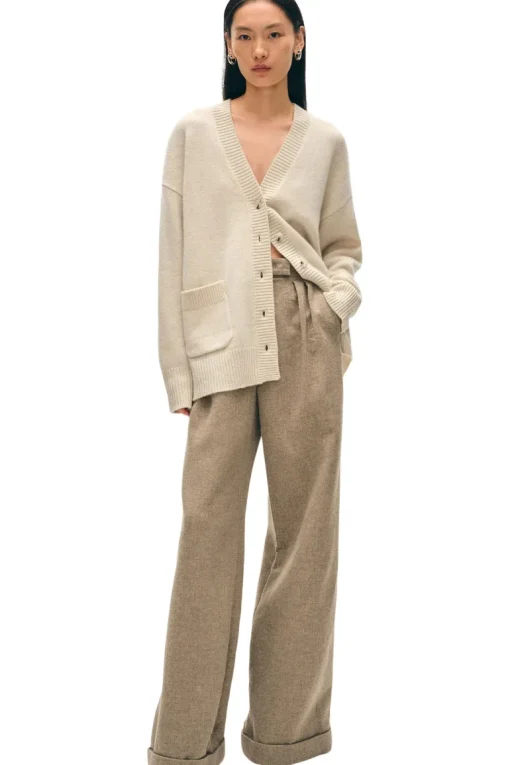 White & Warren Cashmere Luxe Pocket Cardigan in Natural Heather